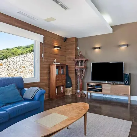 Villa Lujosa Piscina 25 Metros 60m2 Sauna *